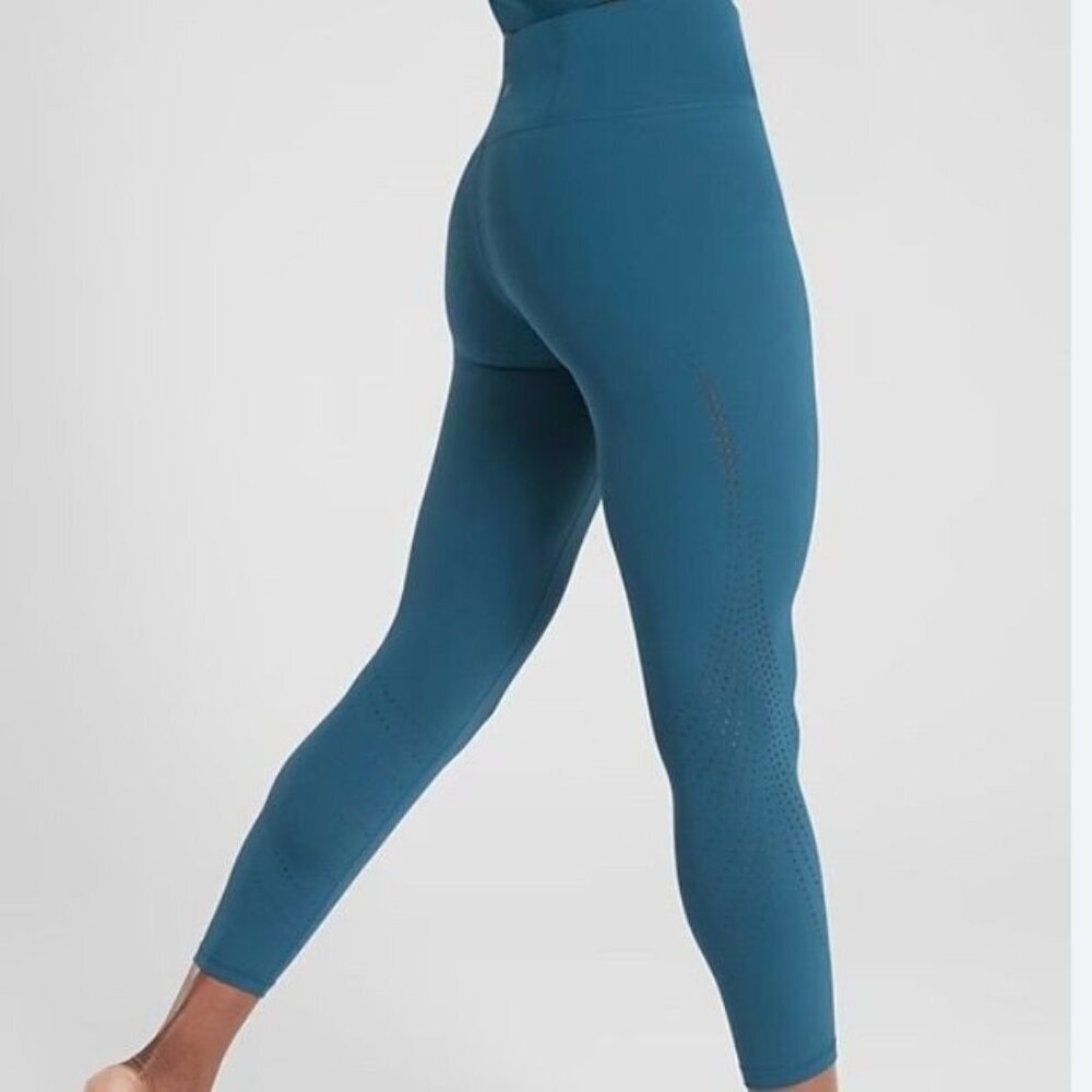 Athleta Elation Laser Cut 7/8 Tight Sz S